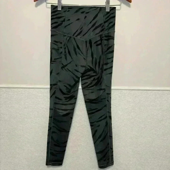 Athleta Leggings, Extra Small, Grey & Black - Picture 7 of 13